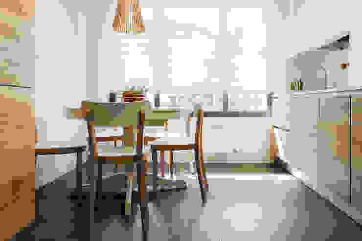 Кухня в стиле модерн от Estibaliz Martín Interiorismo Модерн