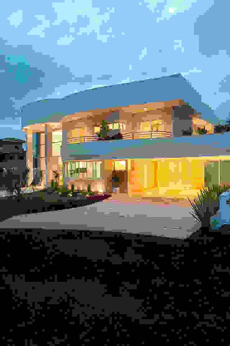 Arquiteto Aquiles Nícolas Kílaris Casas estilo moderno: ideas, arquitectura e imágenes