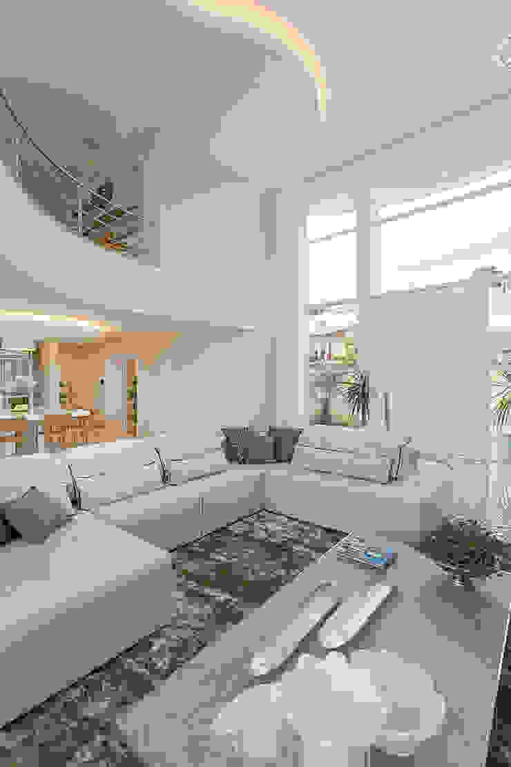 Arquiteto Aquiles Nícolas Kílaris Livings de estilo moderno