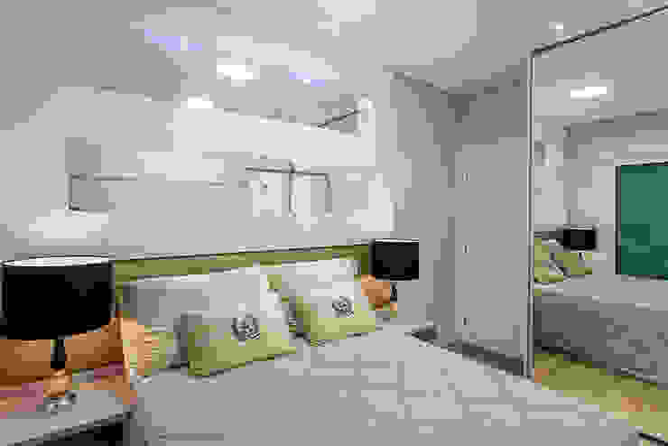 Arquiteto Aquiles Nícolas Kílaris Dormitorios de estilo moderno Tablero DM Blanco