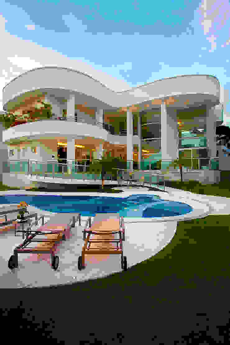 Arquiteto Aquiles Nícolas Kílaris Casas estilo moderno: ideas, arquitectura e imágenes