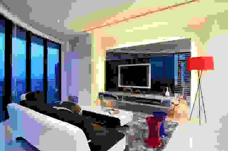 Retro Chic | CONDOMINIUM Design Spirits Living room