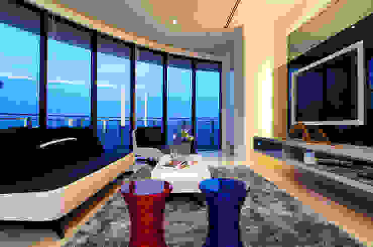 Retro Chic | CONDOMINIUM Design Spirits Living room