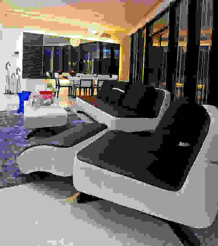 Retro Chic | CONDOMINIUM Design Spirits Living room