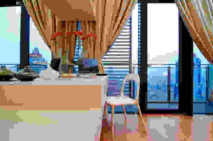 Retro Chic | CONDOMINIUM Design Spirits Living room