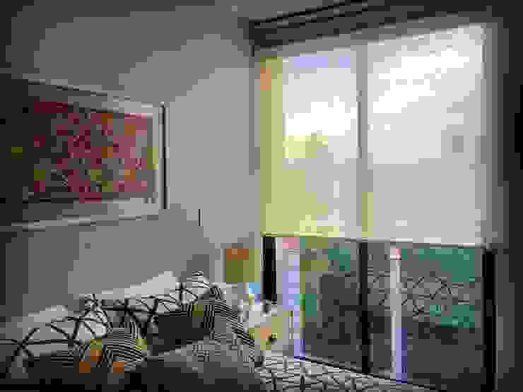 Choapan Decor by Erika Winters®Design Erika Winters® Design Kamar Tidur Gaya Eklektik