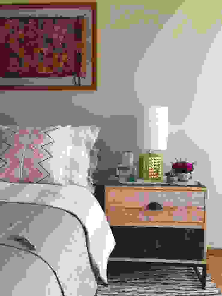Choapan Decor by Erika Winters®Design Erika Winters® Design Kamar Tidur Gaya Eklektik