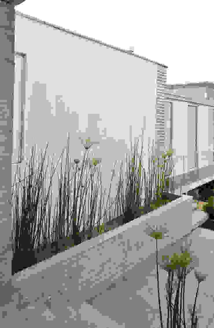 ESTUDIO BASE ARQUITECTOS Asian style garden