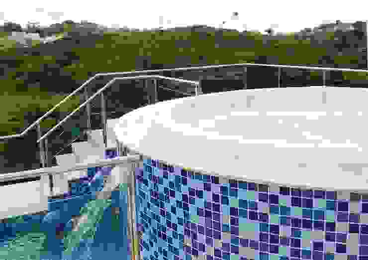 Atelier Plural Piscine moderne