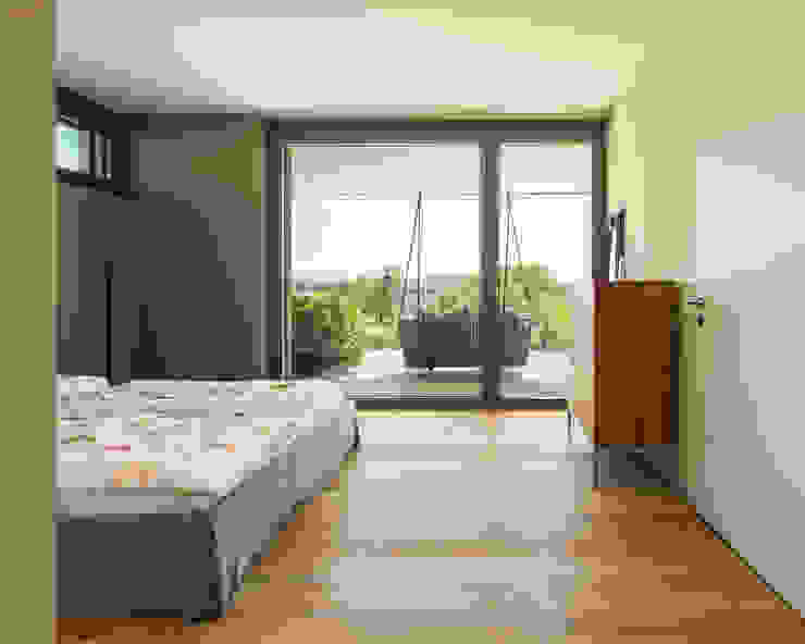 Objekt 340 / meier architekten meier architekten zürich Moderne Schlafzimmer