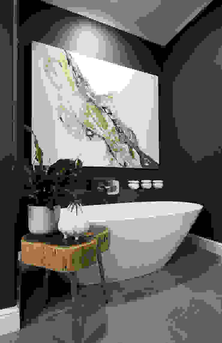Bathroom 2 JSD Interiors Eclectic style bathroom Black