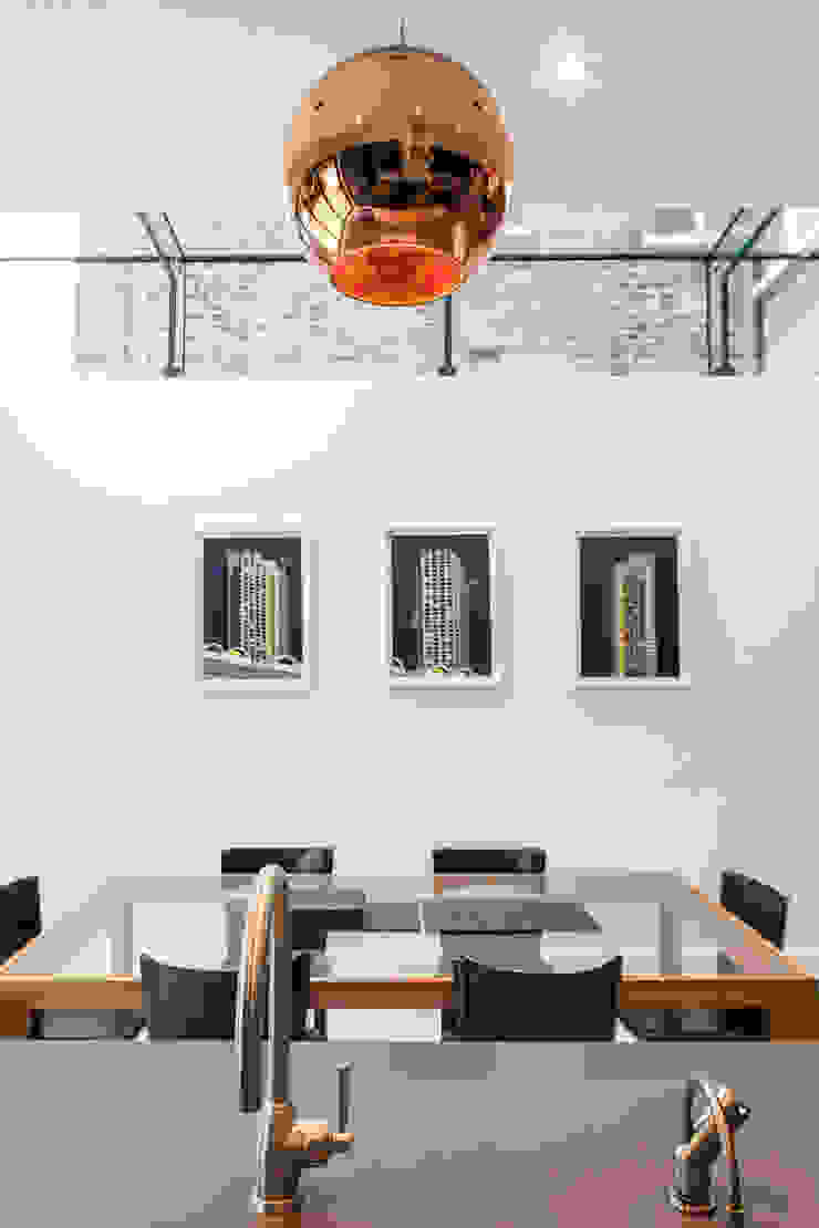 CALABRIA ROAD Nic Antony Architects Ltd Modern style kitchen