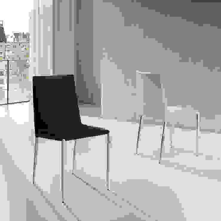 Intense mobiliário e interiores Dining roomChairs & benches