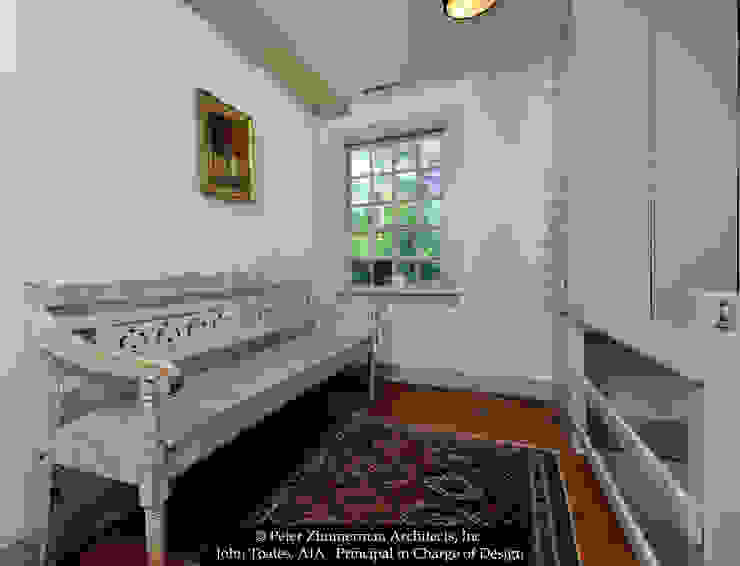 Hallway John Toates Architecture and Design Classic corridor, hallway & stairs