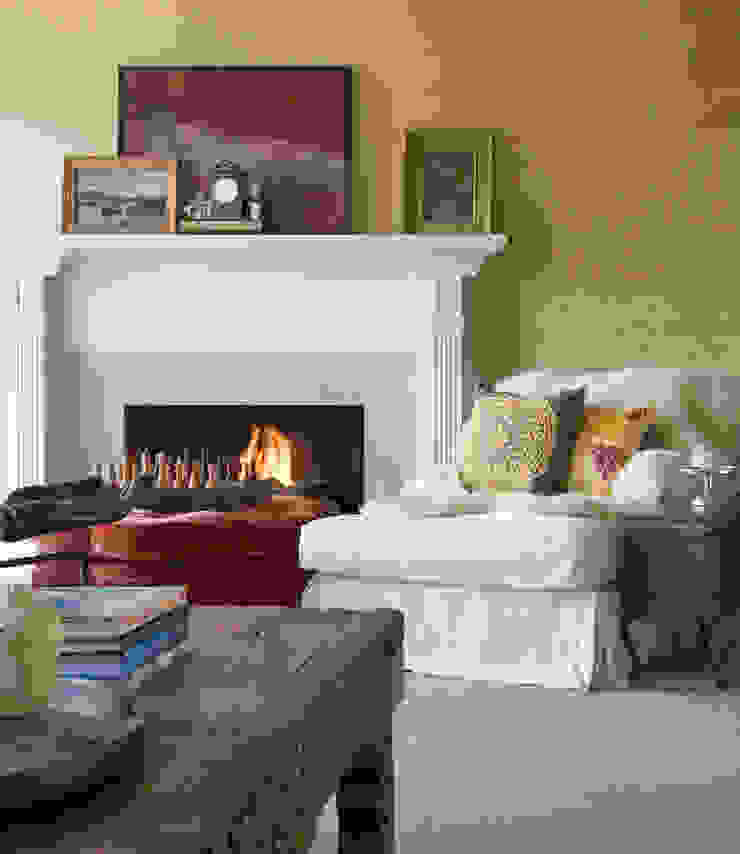 Home of the Year, Andrea Schumacher Interiors Andrea Schumacher Interiors Living room chair,throw pillow,ottoman,'