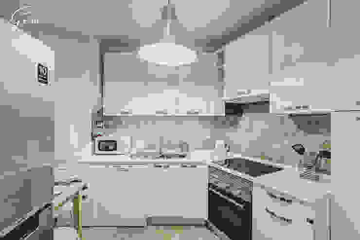 Casa Pombalina: <q>de velho a novo</q>.​ Obrasdecor Cozinhas rústicas Cerâmica Branco