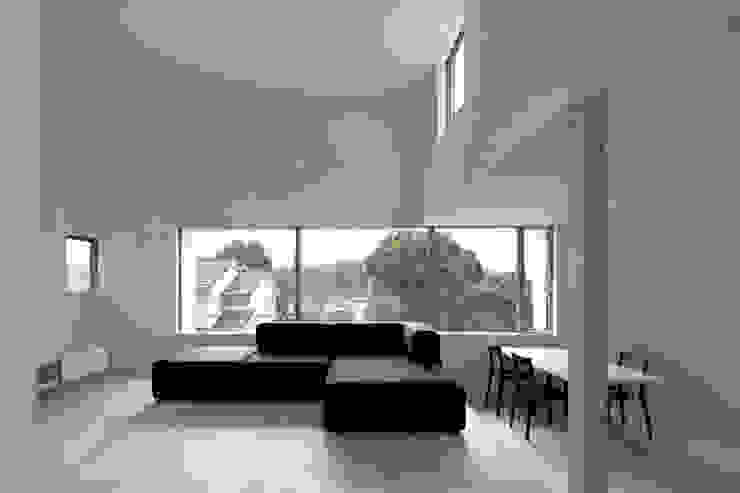 桑原茂建築設計事務所 / Shigeru Kuwahara Architects Living room