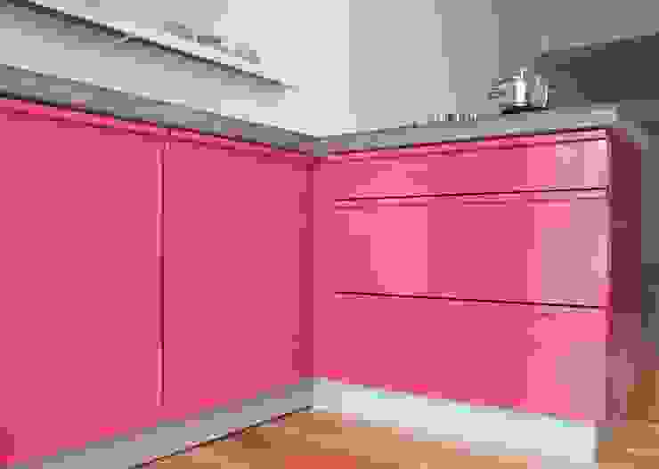 Rote Bete, Popstahl Küchen Popstahl Küchen Modern kitchen Iron/Steel Pink