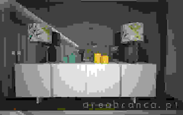 Aparador Salas de estar modernas por Areabranca Moderno