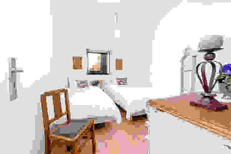 Country style bedroom by alma portuguesa Country