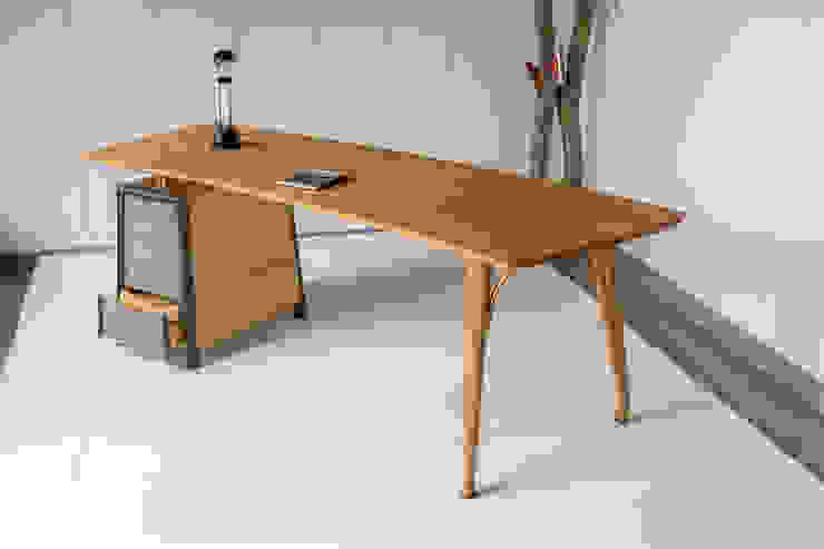 Massivholz Schreibtisch Von Demoza Homify
