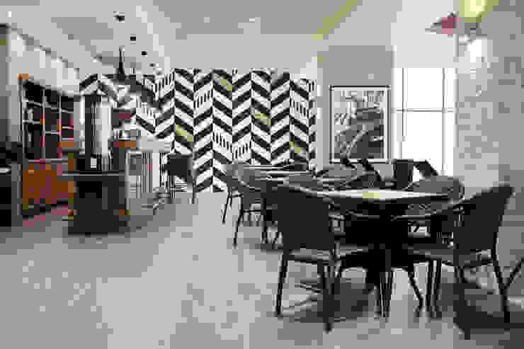 Black and white Pixers Modern Walls and Floors