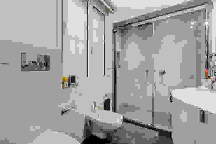 Ponte Milvio | Minimal Design, EF_Archidesign EF_Archidesign Modern Bathroom