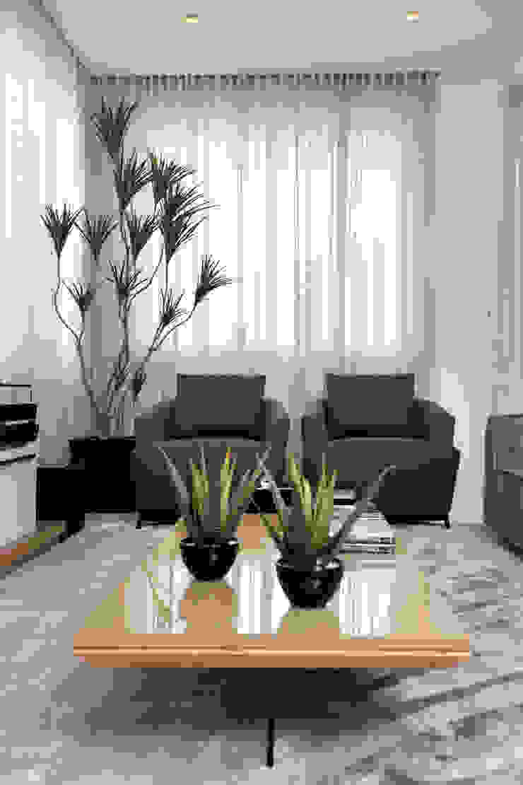 Eveline Sampaio Arquiteta e Designer de Interiores Soggiorno moderno MDF Grigio