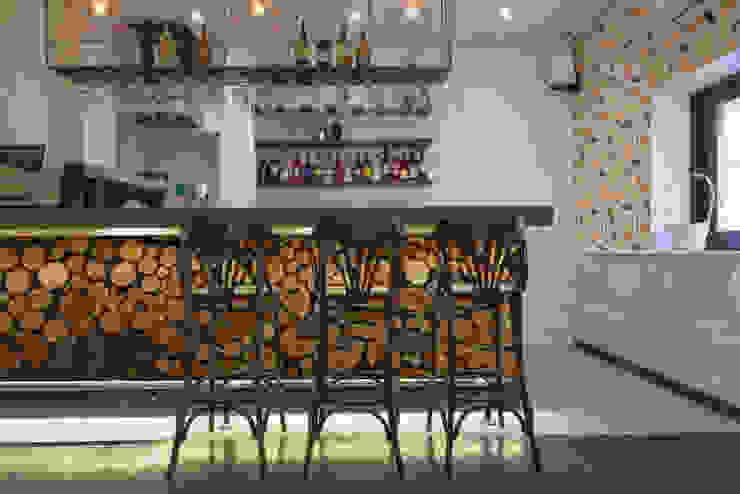 Chopped wood Pixers Modern Walls and Floors Wood effect