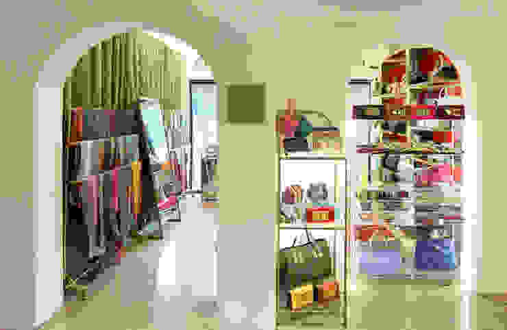 HJL STUDIO Phòng thay đồ phong cách chiết trung Kim loại Multicolored