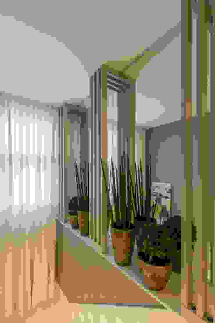 Spengler Decor Pasillos, vestíbulos y escaleras modernos