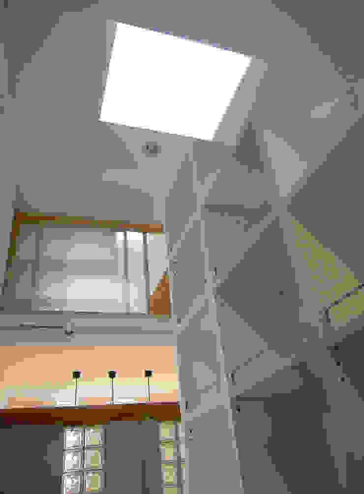 上下につながるコミュニケーション 大倉山の家 Homify