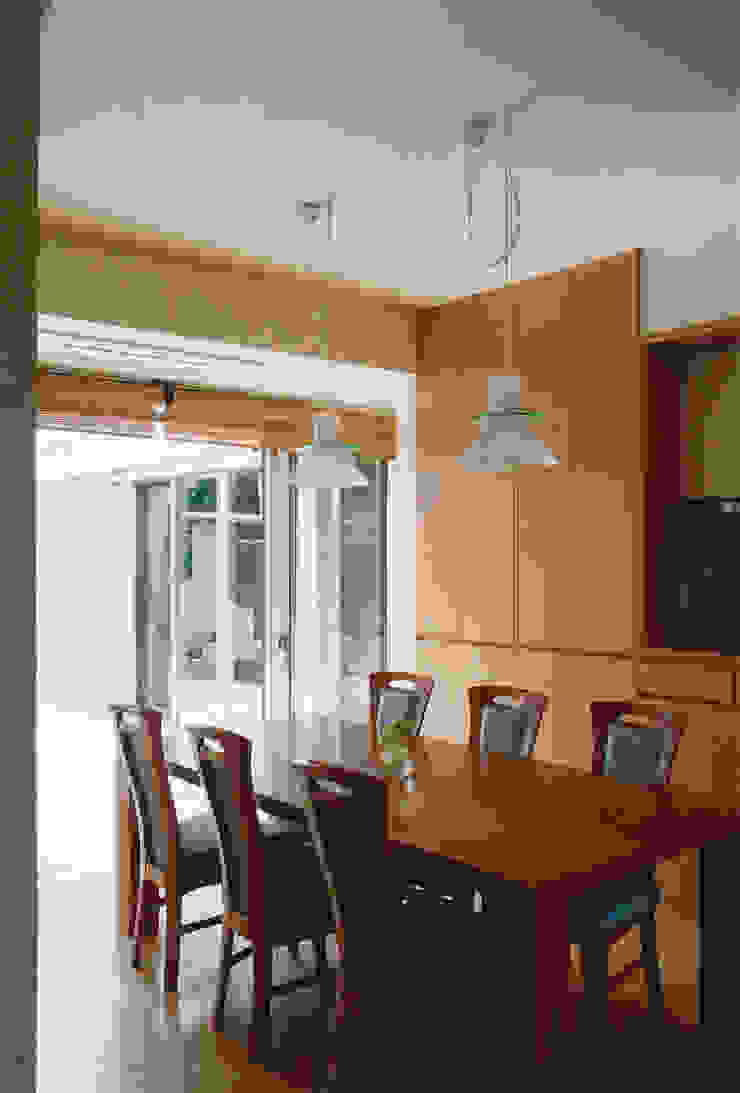 シーズ・アーキスタディオ建築設計室 Salas de estar modernas