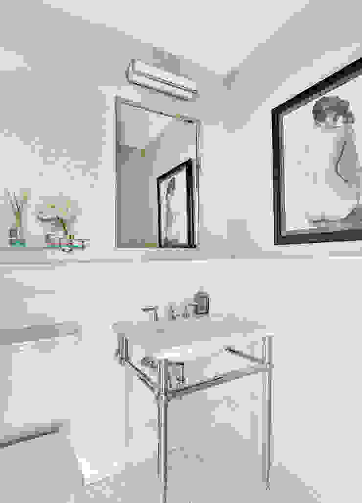 Powder Room Clean Design Modern style bathrooms