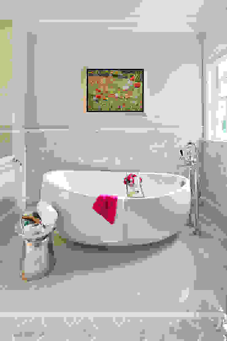 Master Bath Clean Design Modern style bathrooms