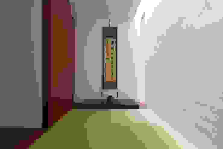 伝統的な要素を取り入れたユニークなファサードの家  homify