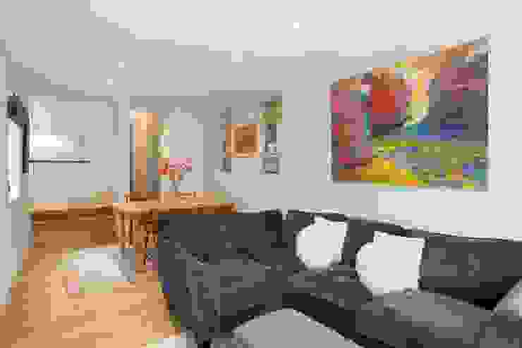 Earlsfield SW18, Clara Bee Clara Bee Modern Living Room
