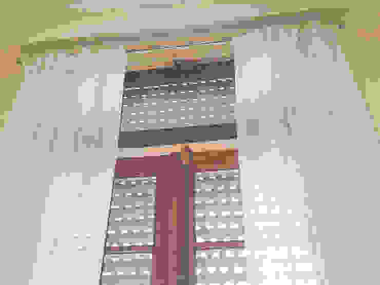 Klasyczny salon od PLATZ Klasyczny