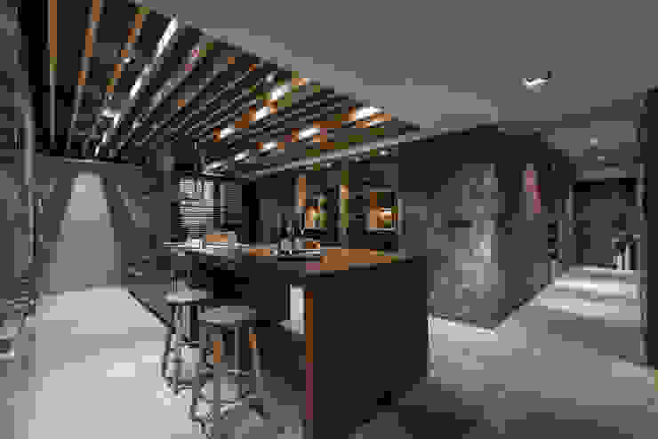 CJ INTERIOR 長景國際設計 Sala da pranzo in stile asiatico