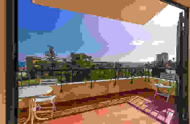 Balcony in 1st Floor Pedro Brás - Fotógrafo de Interiores e Arquitectura | Hotelaria | Alojamento Local | Imobiliárias Varandas, marquises e terraços clássicas