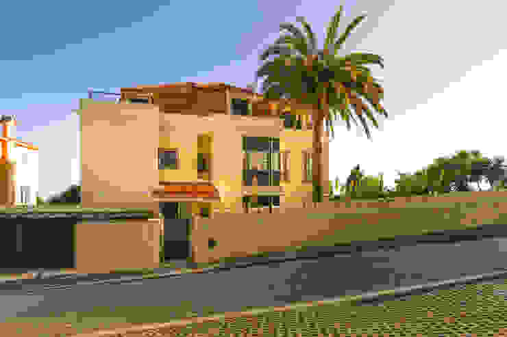 outside Front 1 Pedro Brás - Fotógrafo de Interiores e Arquitectura | Hotelaria | Alojamento Local | Imobiliárias Habitações multifamiliares