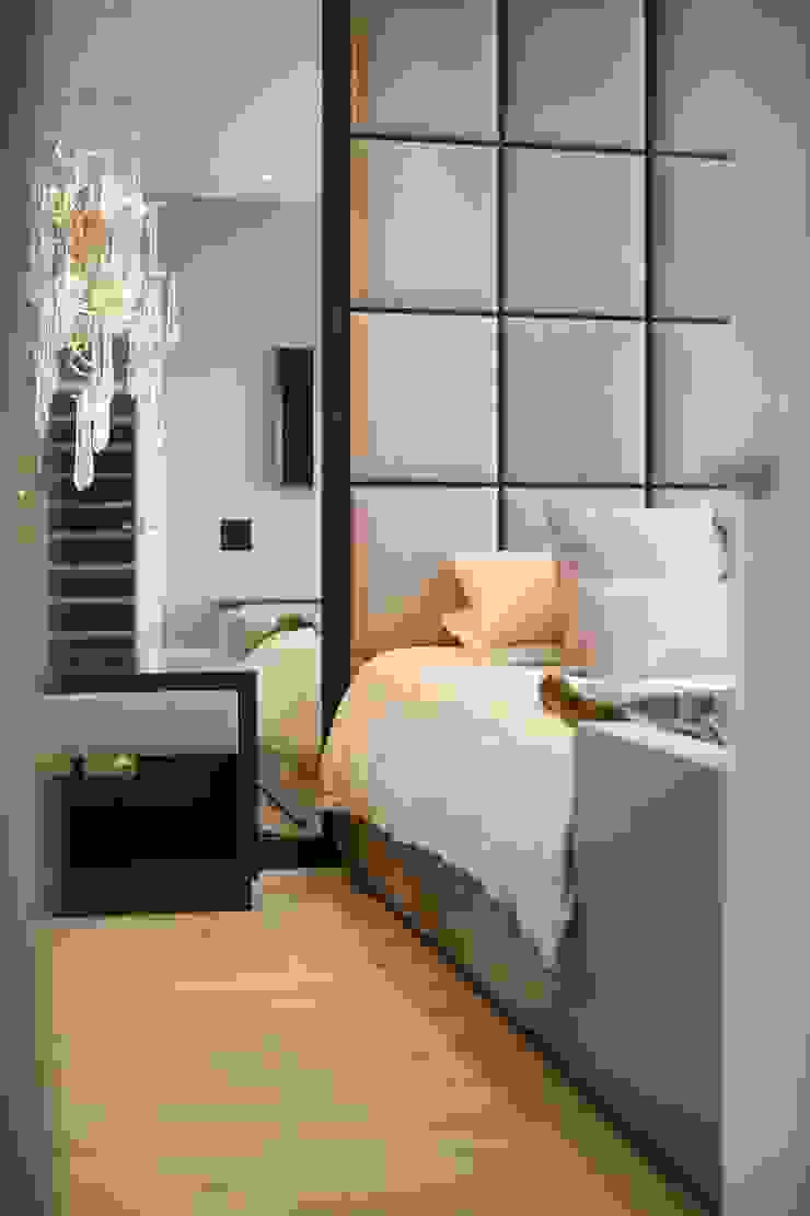 Such Designs Private Residence (UK) / Serip Lighting Serip Living roomLighting