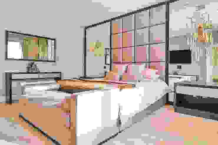 Such Designs Private Residence (UK) / Serip Lighting Serip Living roomLighting