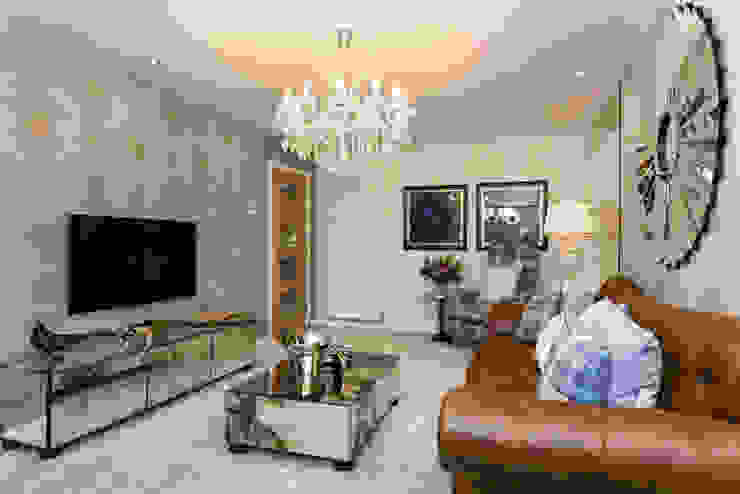 Take a step into luxury each day.. Nowoczesny salon od Graeme Fuller Design Ltd Nowoczesny