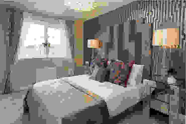 Take a step into luxury each day.. Nowoczesna sypialnia od Graeme Fuller Design Ltd Nowoczesny