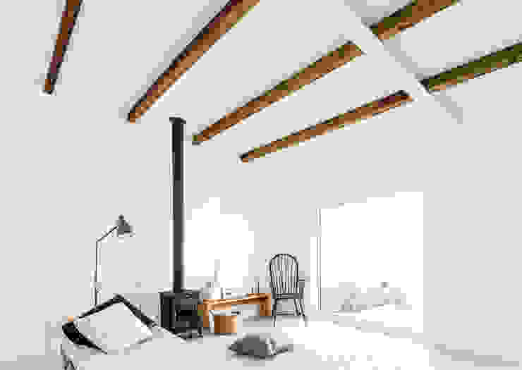 Arkstudio Estudios y despachos de estilo rústico