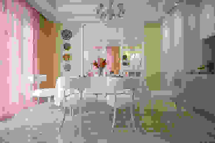 large apartment in classic style in Moscow, Rubleva Design Rubleva Design Classic style dining room