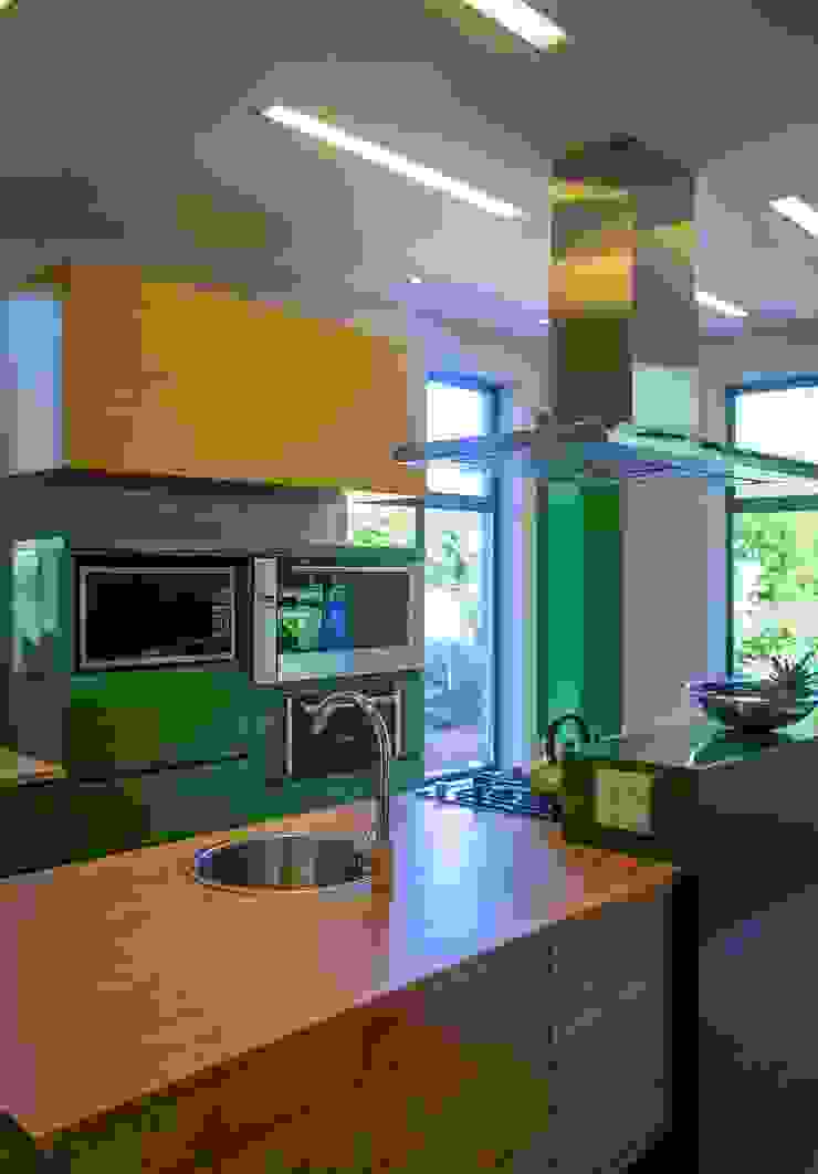 Kitchen WHO DID IT Modern Kitchen Bamboo Green