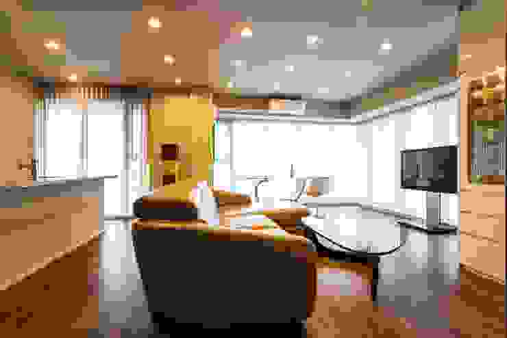 高層階の大空間で上質なインテリアを楽しむタワーマンションの暮らし Homify