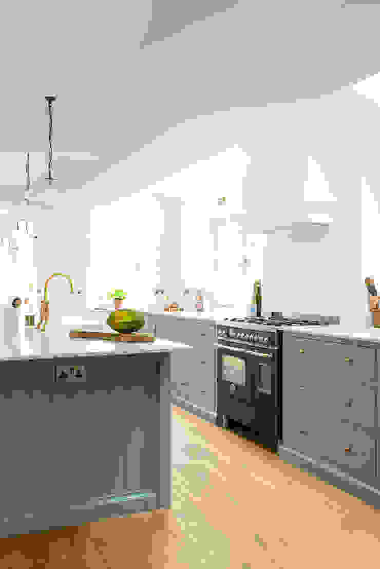 The Trinity Blue Kitchen by deVOL von deVOL Kitchens homify